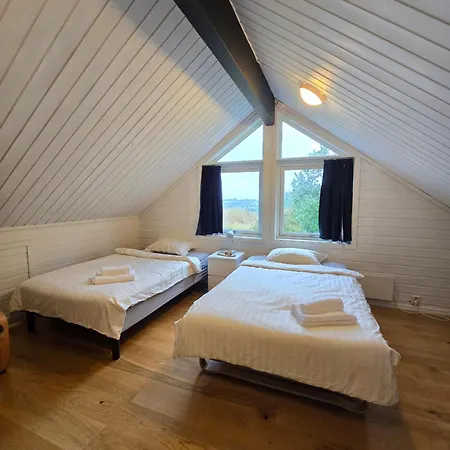 Koselig Hus Med Fantastisk Utsikt I *
