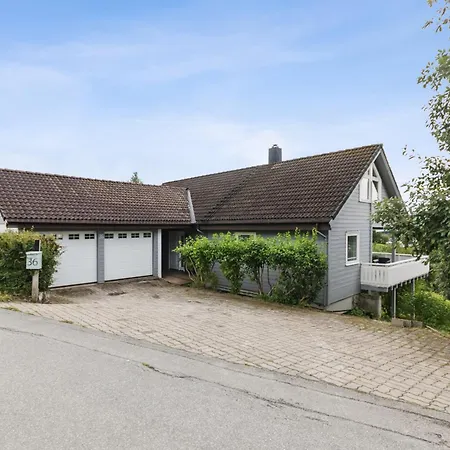 Séjour chez l'habitant Koselig Hus Med Fantastisk Utsikt I Bodø