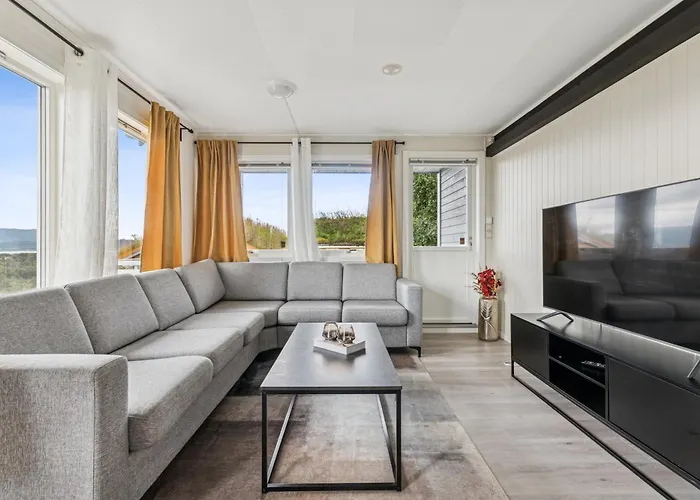 בית אירוח Koselig Hus Med Fantastisk Utsikt I בודו