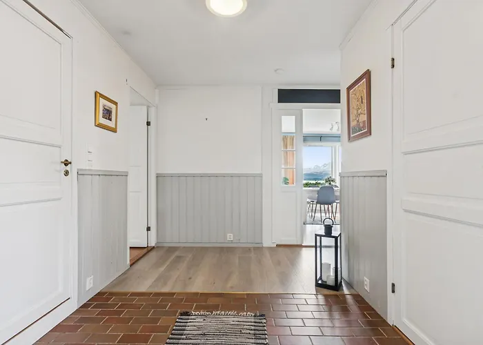 Koselig Hus Med Fantastisk Utsikt I בית אירוח בודו