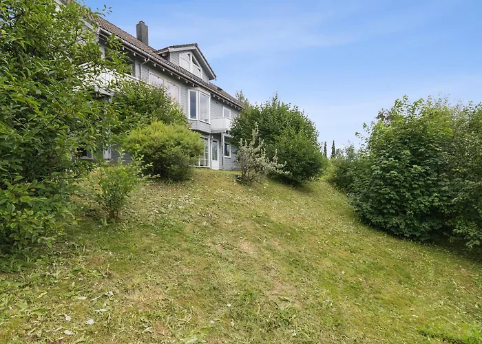 Koselig Hus Med Fantastisk Utsikt I בית אירוח